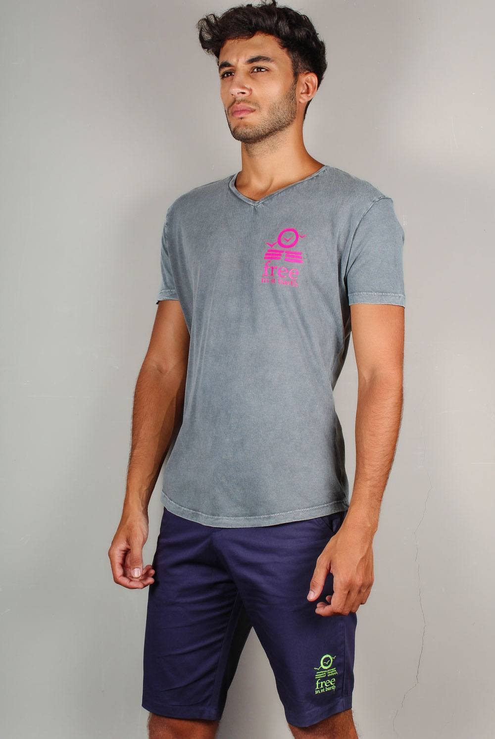 TRISTAN-VNECK-TEE-ACID-ASPHALT-RASP-P1