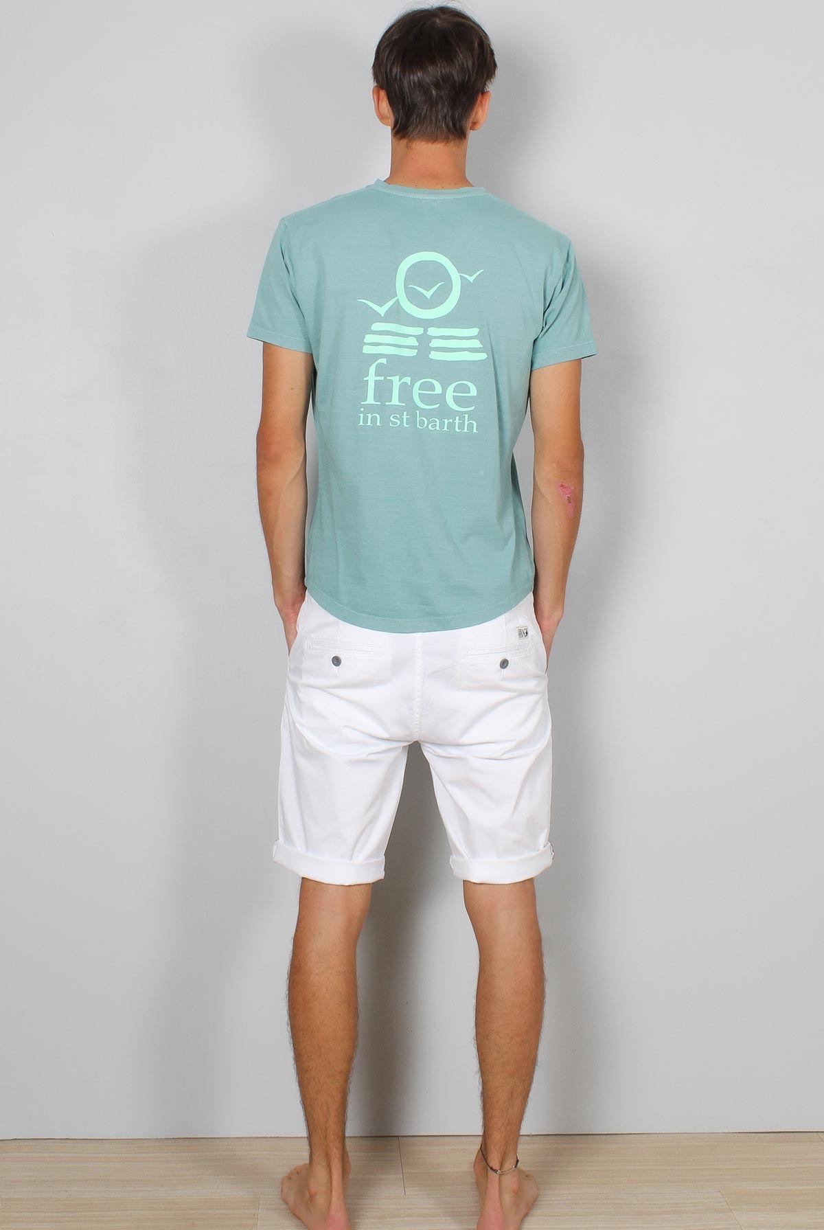 TRISTAN-VNECK-TEE-SEAFOAM-MINT-P3